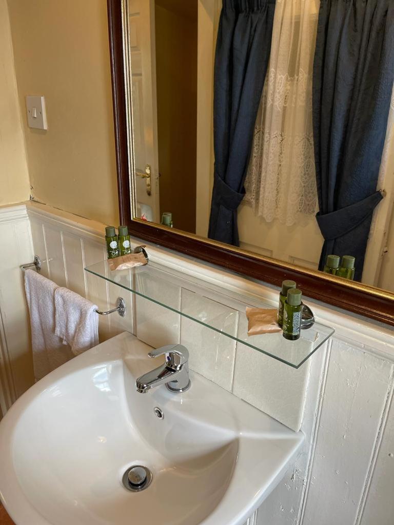 Charlemont House Moy Bed & Breakfast Bagian luar foto